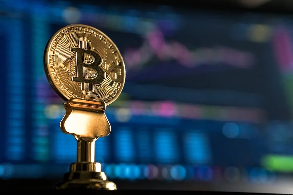 Bitcoin physical representation in a pedestal. Giving the sense of Bitcoin leveling up its game.